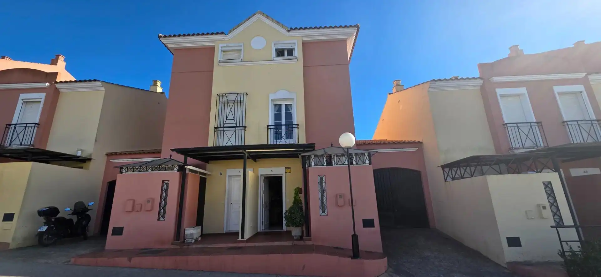 Adosado con terraza en venta en Islantilla Golf