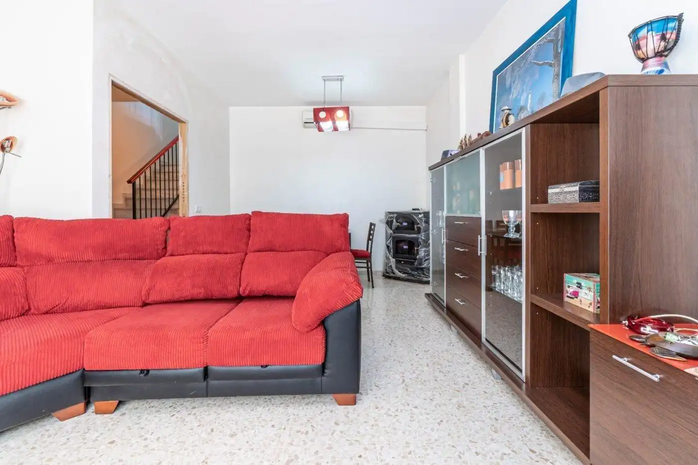 Wohnzimmer von Einfamilien-Reihenhaus zum Verkauf in Albondón