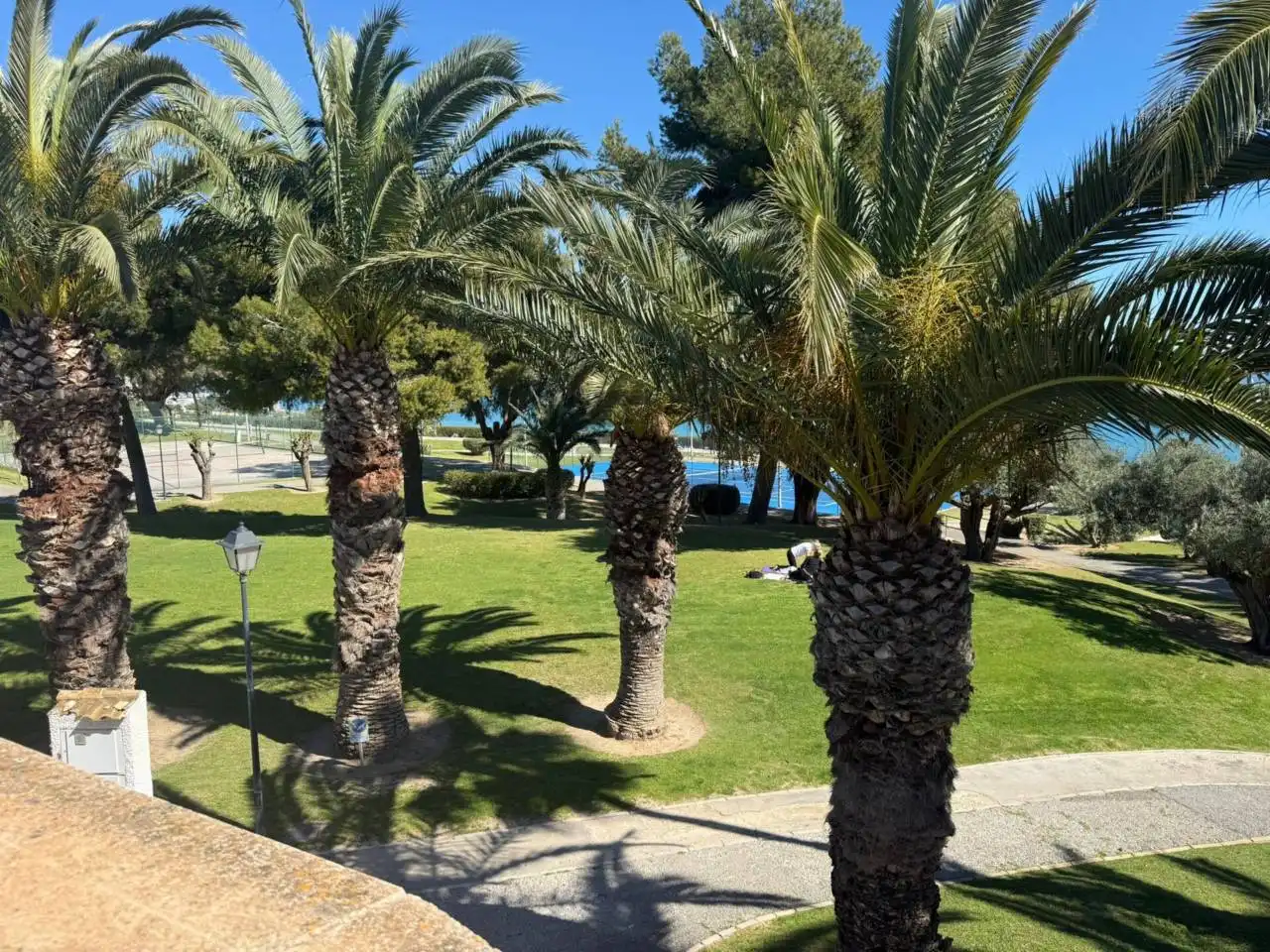 Garten von Wohnung zum Verkauf in Santa Pola mit Klimaanlage, Terrasse und Gemeinschaftspool