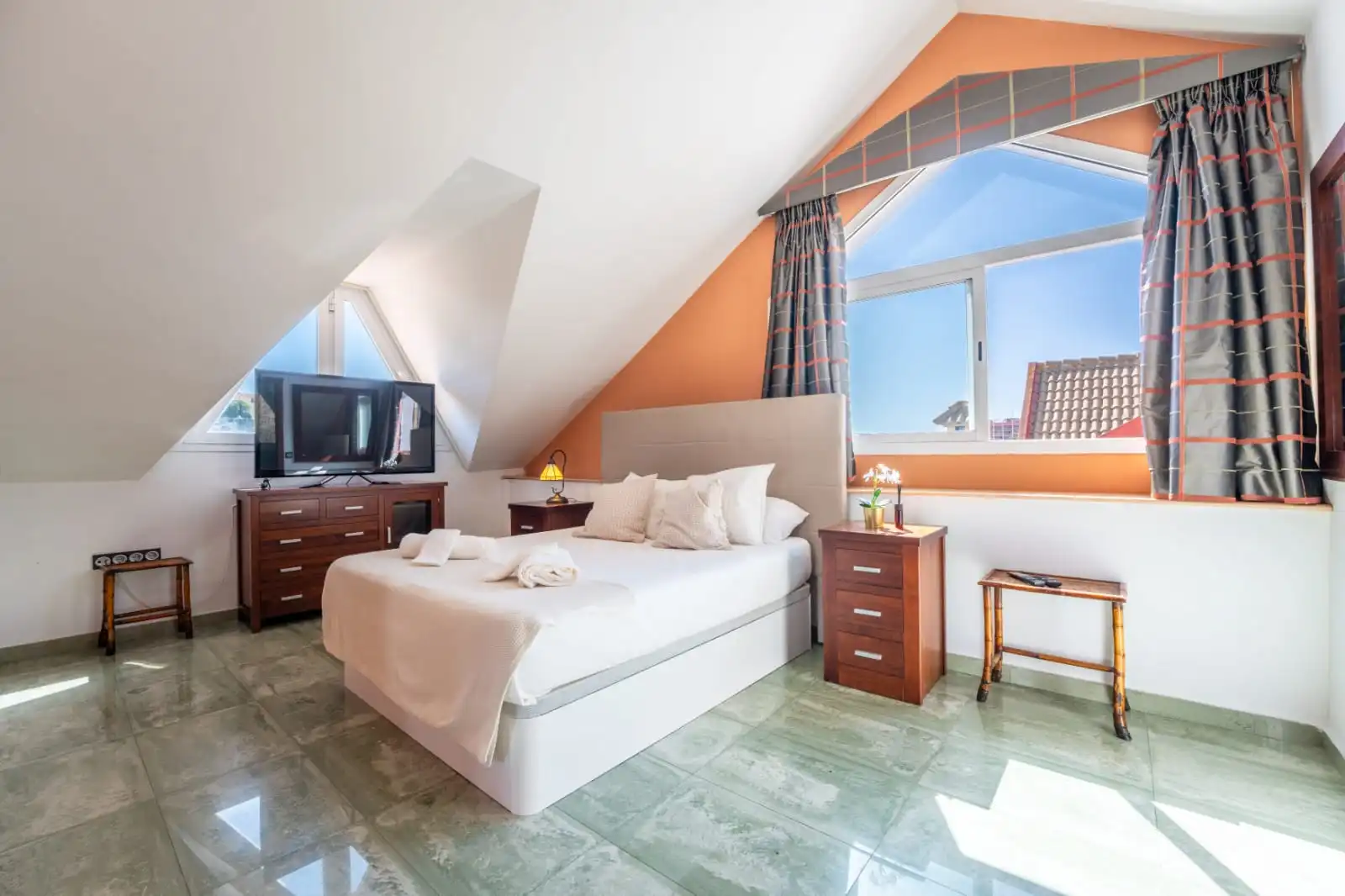 Bedroom of Detached homes for rent in Benalmádena  with Air Conditioner, Terrace and Swimming Pool