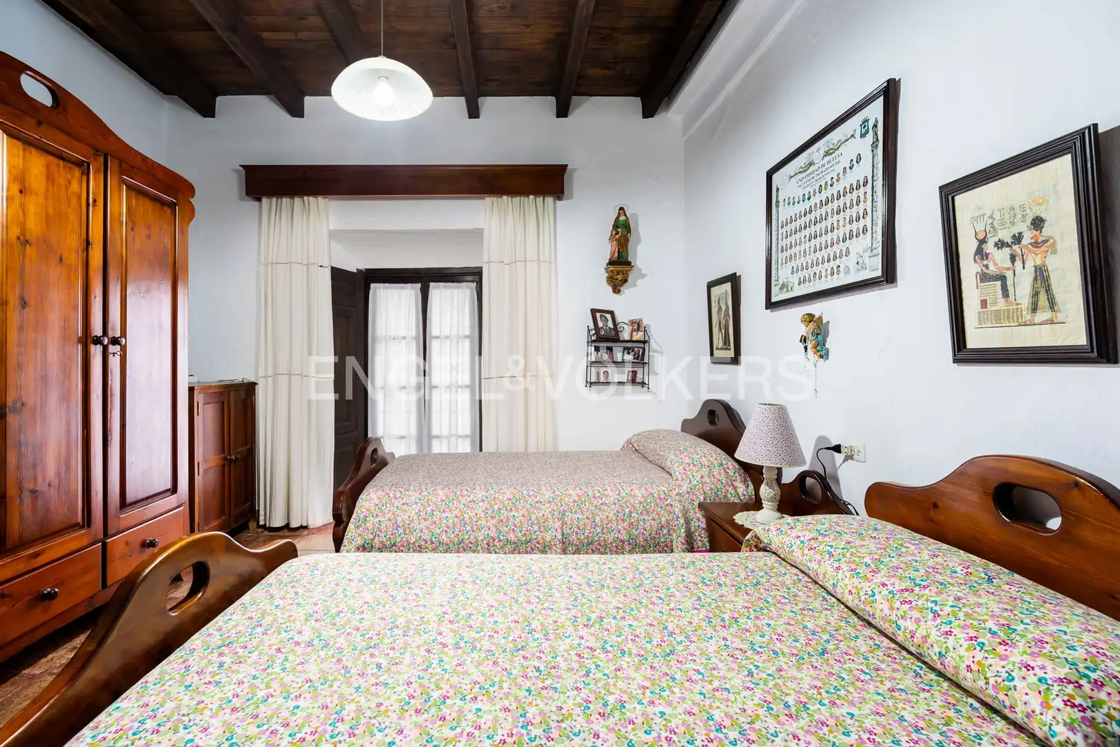 Bedroom of Houses for sale in Grazalema  with Air Conditioner, Heating and Storage room