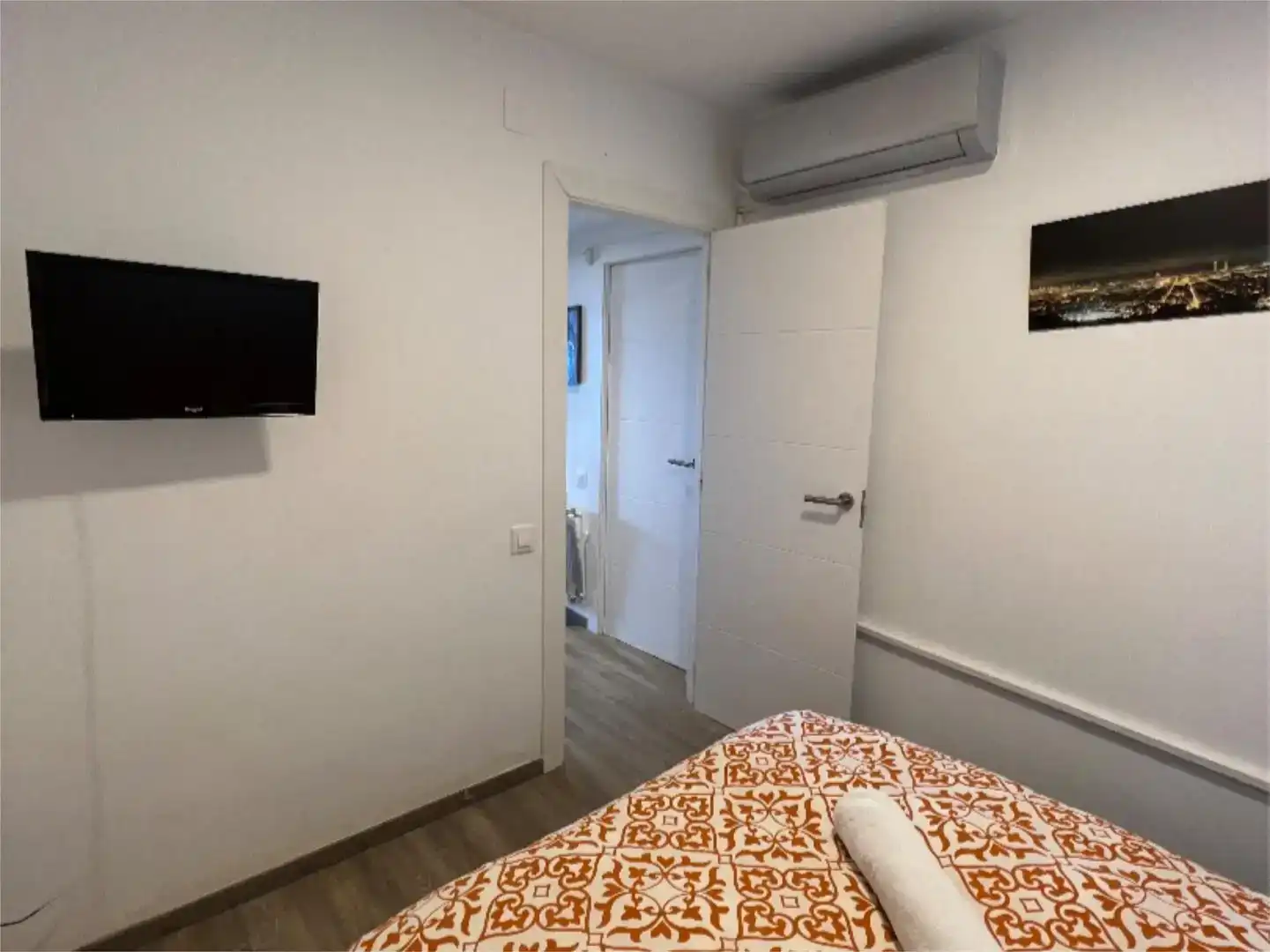Habitación de Piso de alquiler en Castelldefels con Aire acondicionado, Trastero y Piscina