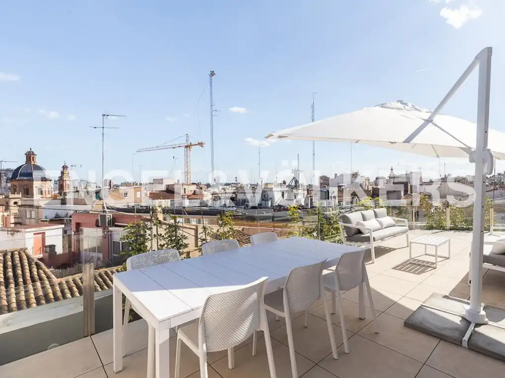 Terrassa de Àtic de lloguer en Valencia amb Aire condicionat, Calefacció i Terrassa