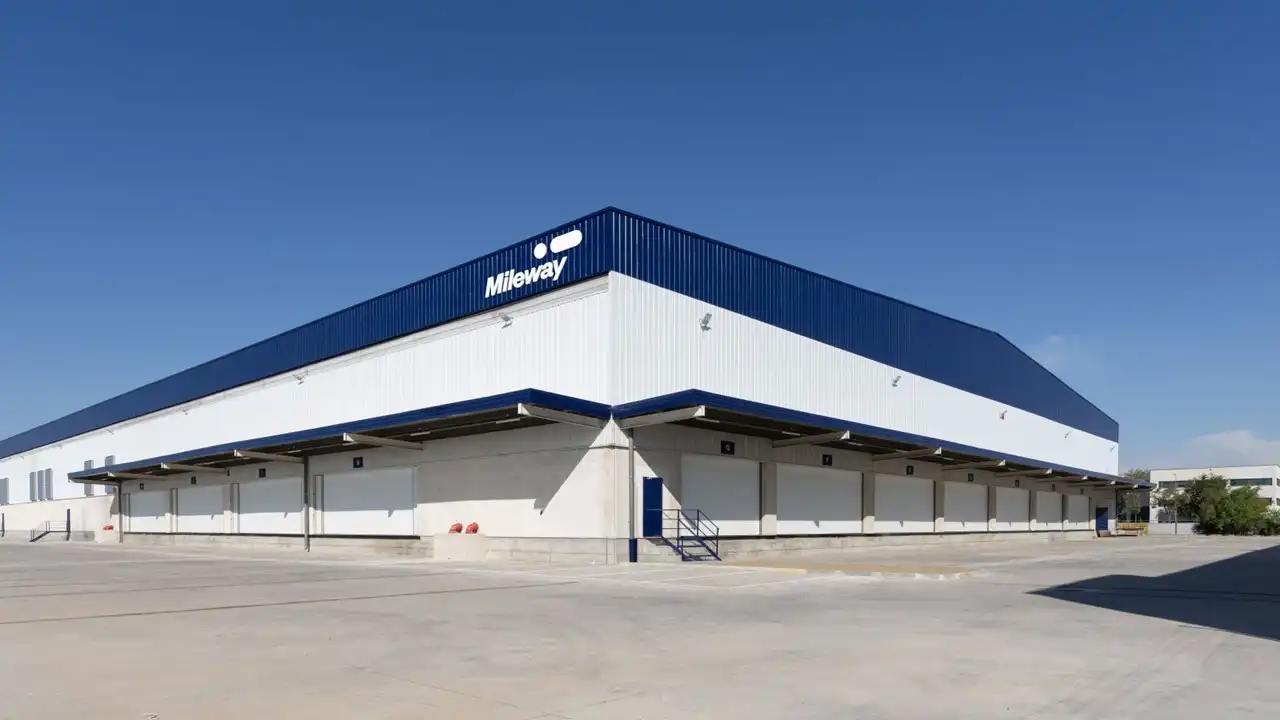 Nau industrial de lloguer a Calle Galileo Galilei 3