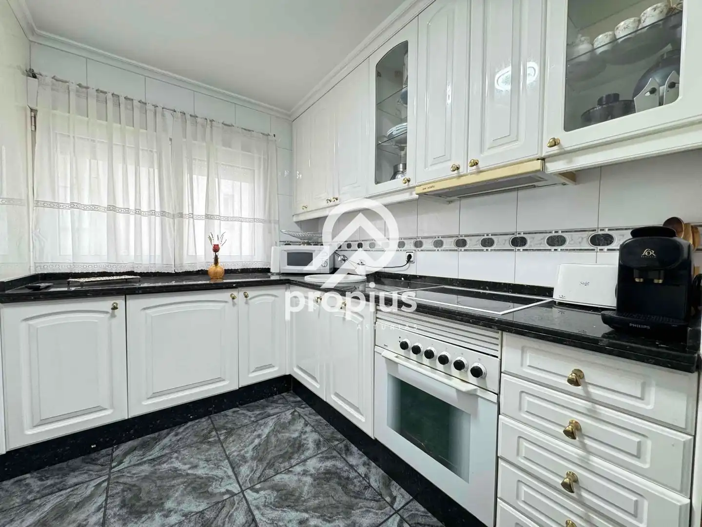 Piso en venta en Pedro Antonio Menendez, Parque San Francisco - Uría