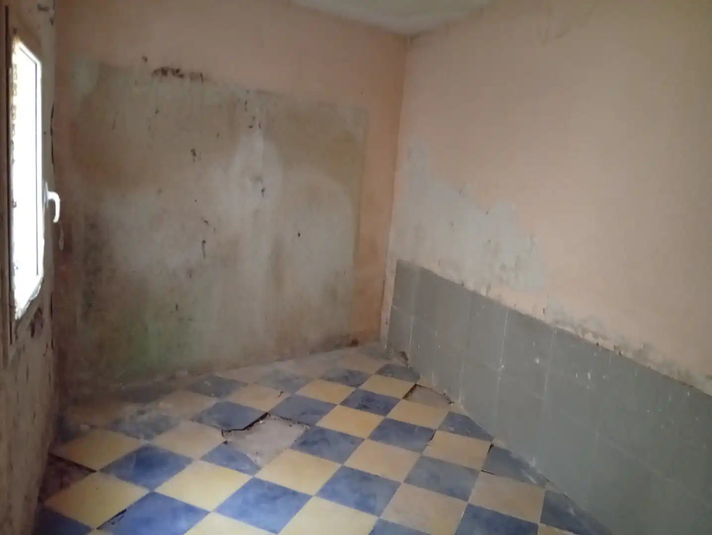 Ground floor for sale in Madrid