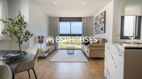 Villa independiente de obra nueva con piscina privada y 6 dormitorios en La Finca Golf, Algorfa, immagine 2