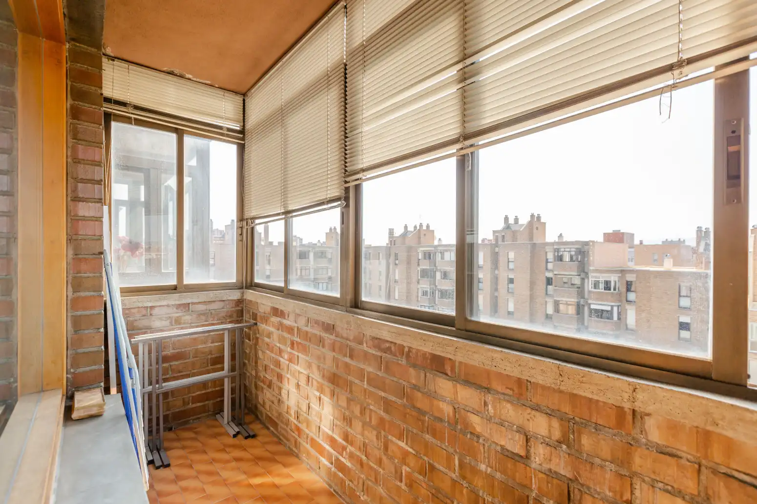 Terrassa de Pis de lloguer en  Pamplona / Iruña amb Calefacció, Parquet i Terrassa
