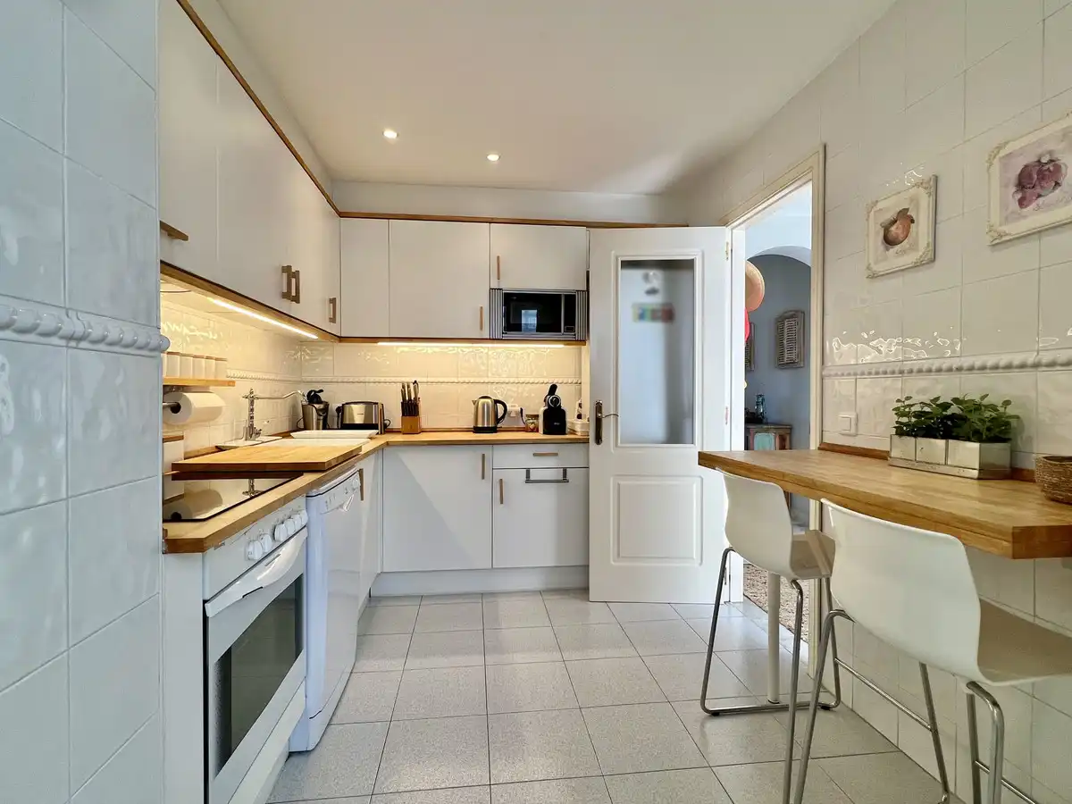 Küche von Wohnung zum Verkauf in Marbella mit Klimaanlage, Terrasse und Möbliert