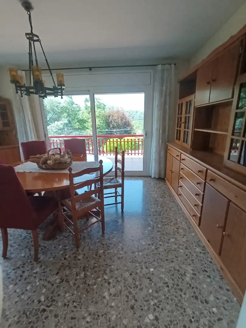 Menjador de Casa o xalet en venda en Caldes de Montbui amb Aire condicionat, Calefacció i Jardí privat