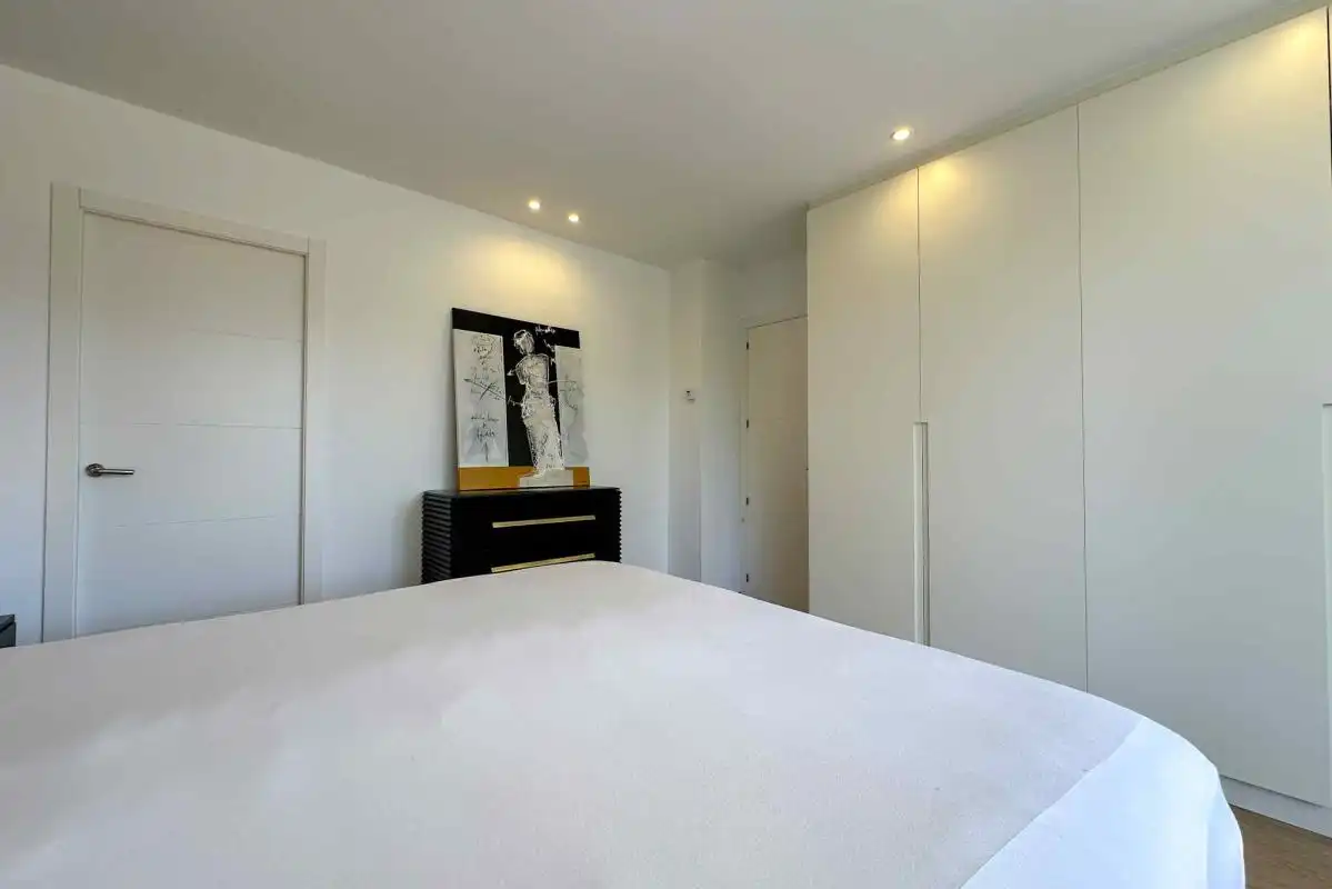 Bedroom of Houses for rent in La Moraleja  with Air Conditioner, Heating and Private garden
