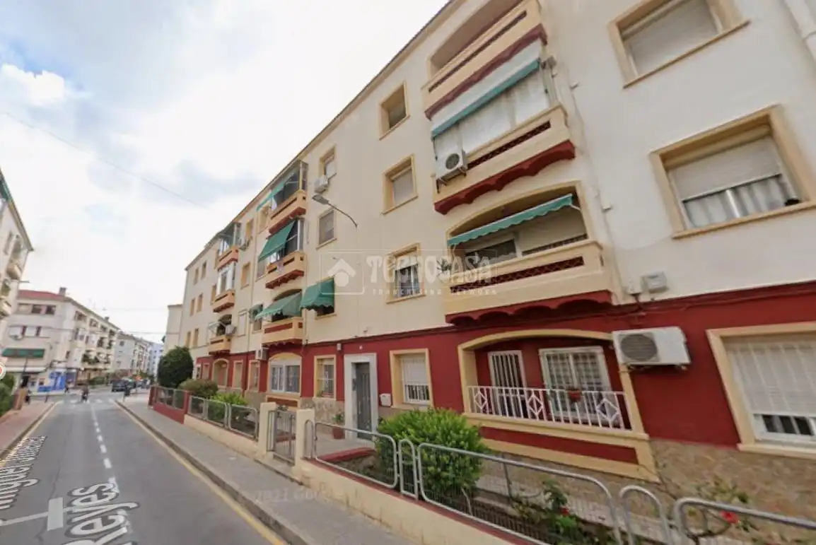 Vista exterior de Piso en venta en Alicante / Alacant con Terraza y Balcón