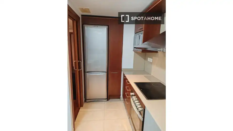 Küche von Wohnung zur untervermieten in Barcelona mit Klimaanlage, Terrasse und Möbliert