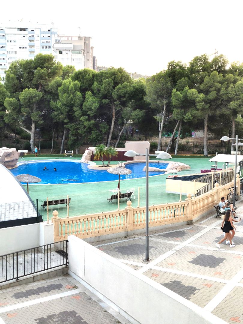 Piscina de Pis en venda en Villajoyosa / La Vila Joiosa amb Aire condicionat, Calefacció i Terrassa