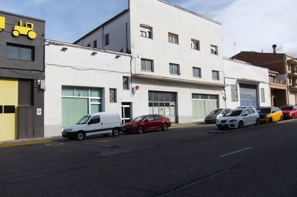 Vista exterior de Nau industrial en venda en Les Borges Blanques