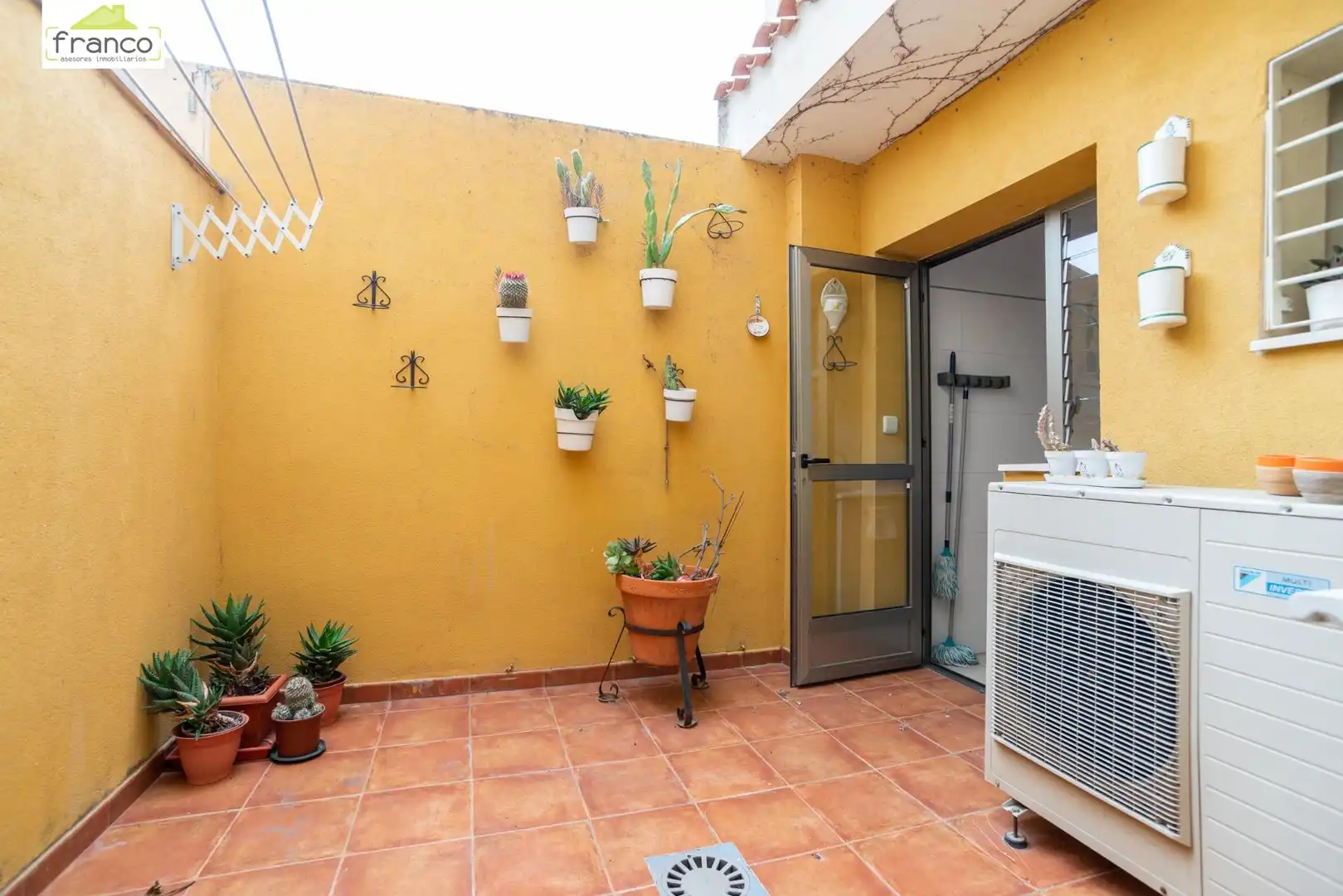 Terraza de Casa adosada en venta en Murcia con Aire acondicionado, Calefacción y Jardín privado