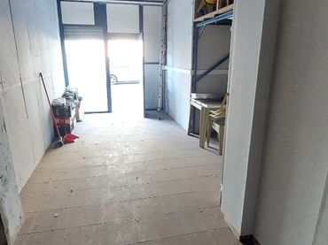 Local comercial en venda a Carrer de Sant Sadurní 8