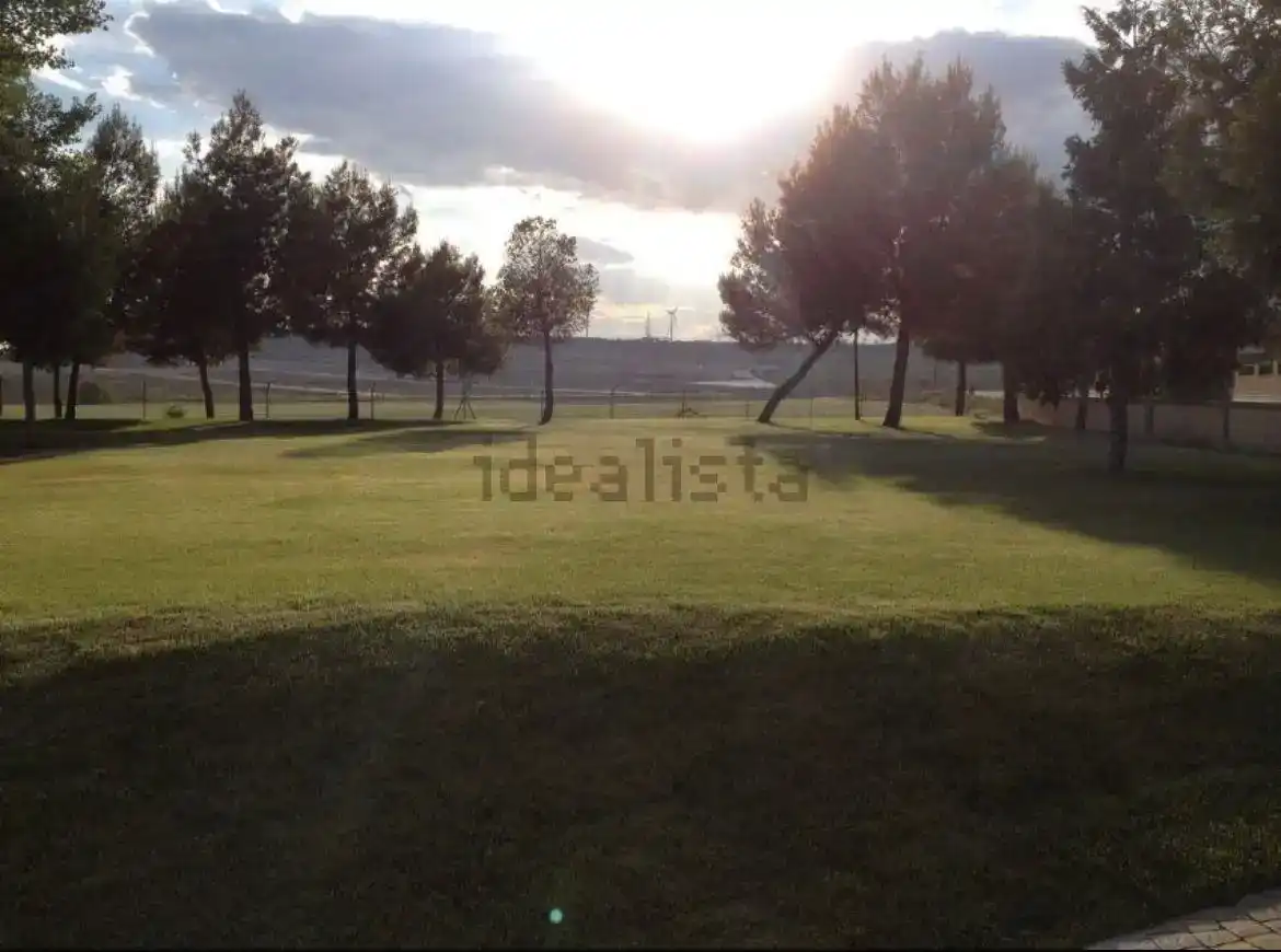 Casa o xalet en venda en Magaz de Pisuerga amb Piscina i Balcó