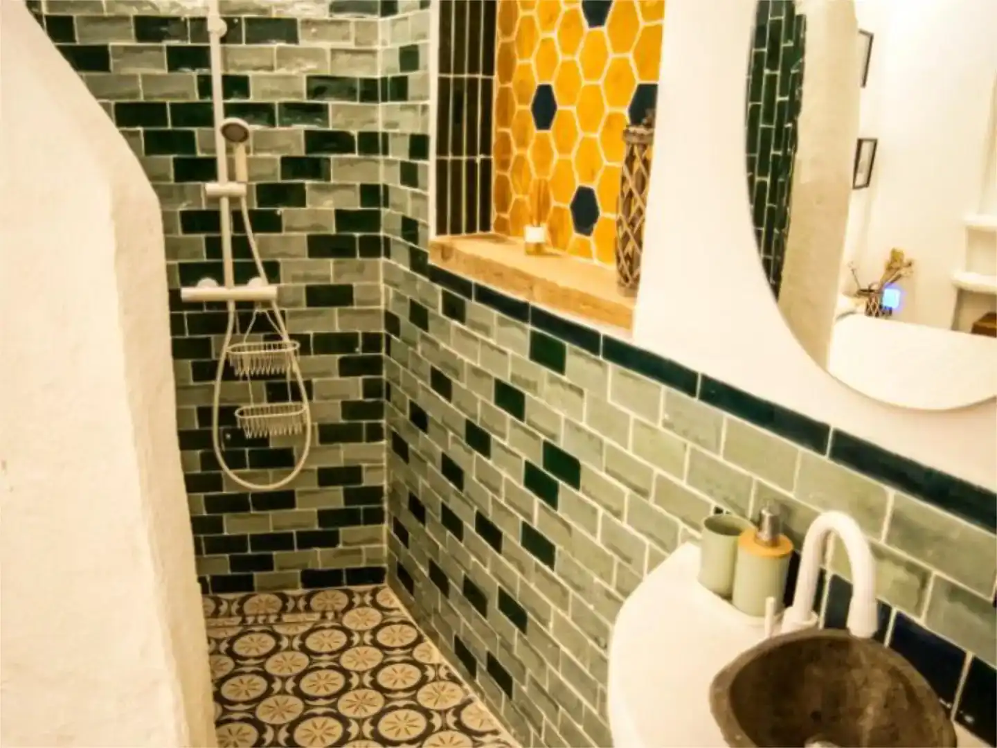 Bathroom of Flat for sale in Oliva  with Air Conditioner, Private garden and Storage room