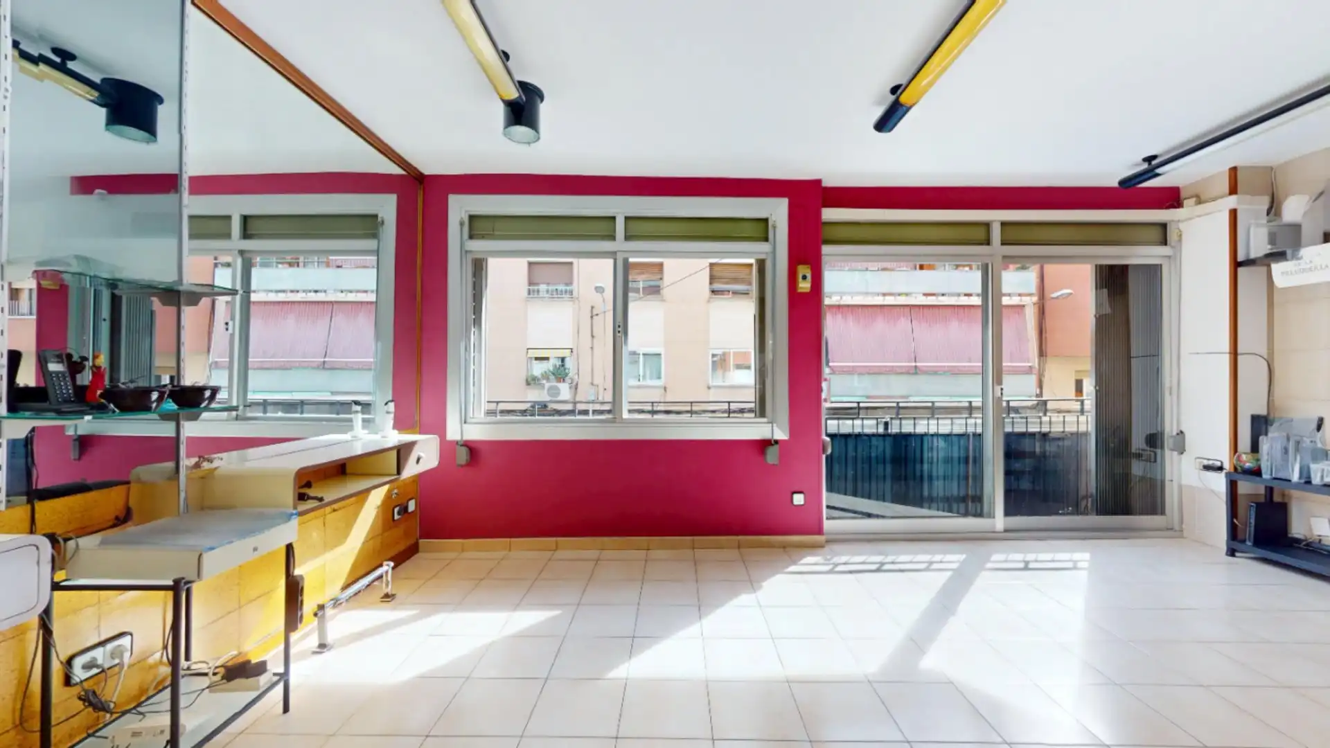 Flat for sale in Barcelona  with Air Conditioner, Terrace and Balcony