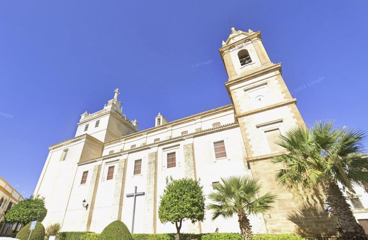 Exterior view of Flat for sale in Marchena  with Private garden and Terrace