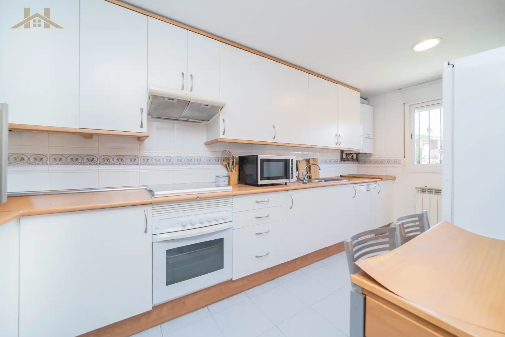 Kitchen of Detached homes for sale in Móstoles  with Air Conditioner, Heating and Private garden