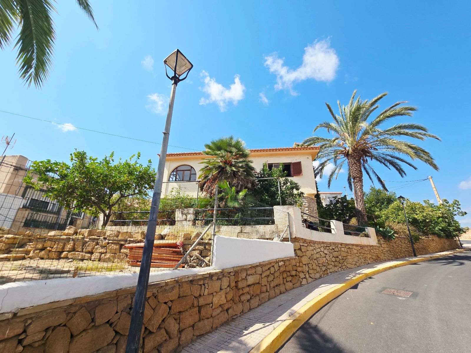 Vista exterior de Casa o xalet en venda en Turre amb Jardí privat, Terrassa i Traster