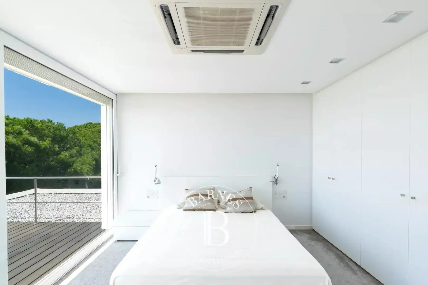Schlafzimmer von Haus oder Chalet zum Verkauf in Sant Andreu de Llavaneres mit Klimaanlage, Heizung und Privatgarten