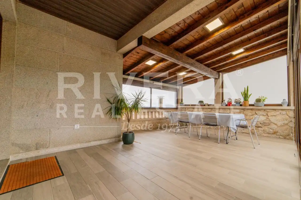 Sala de estar de Casa o chalet en venta en O Rosal   con Calefacción, Jardín privado y Terraza