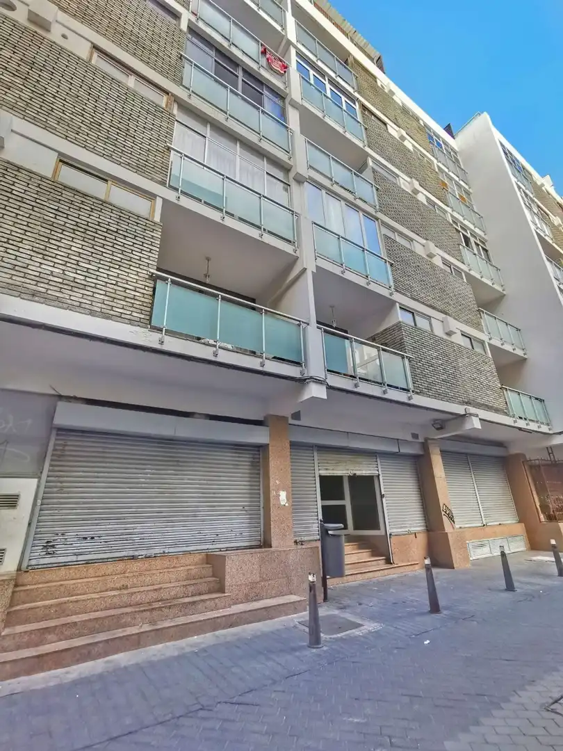Vista exterior de Local en venta en Las Palmas de Gran Canaria