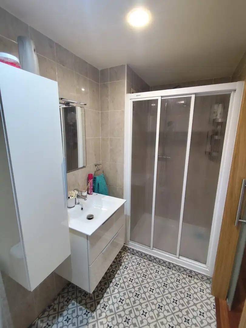 Bathroom of Flat for sale in Murcia  with Air Conditioner, Heating and Storage room