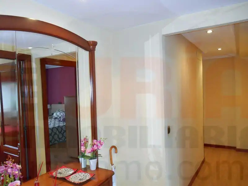 Piso en venta en Oviedo  con Calefacción, Trastero y Amueblado