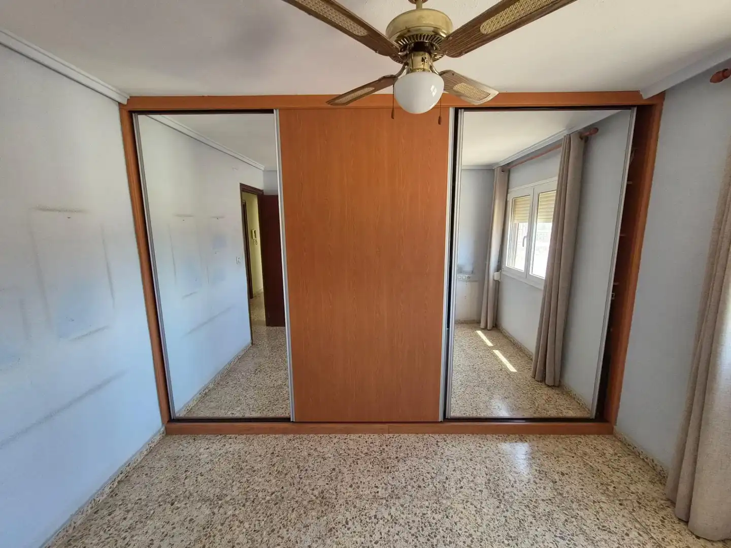 Habitación de Piso en venta en Valencia con Aire acondicionado
