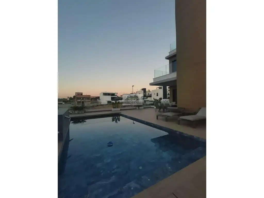 Casa en venta en Calle Wenceslao Fdez Florez-Cmo S/N, imagen 4