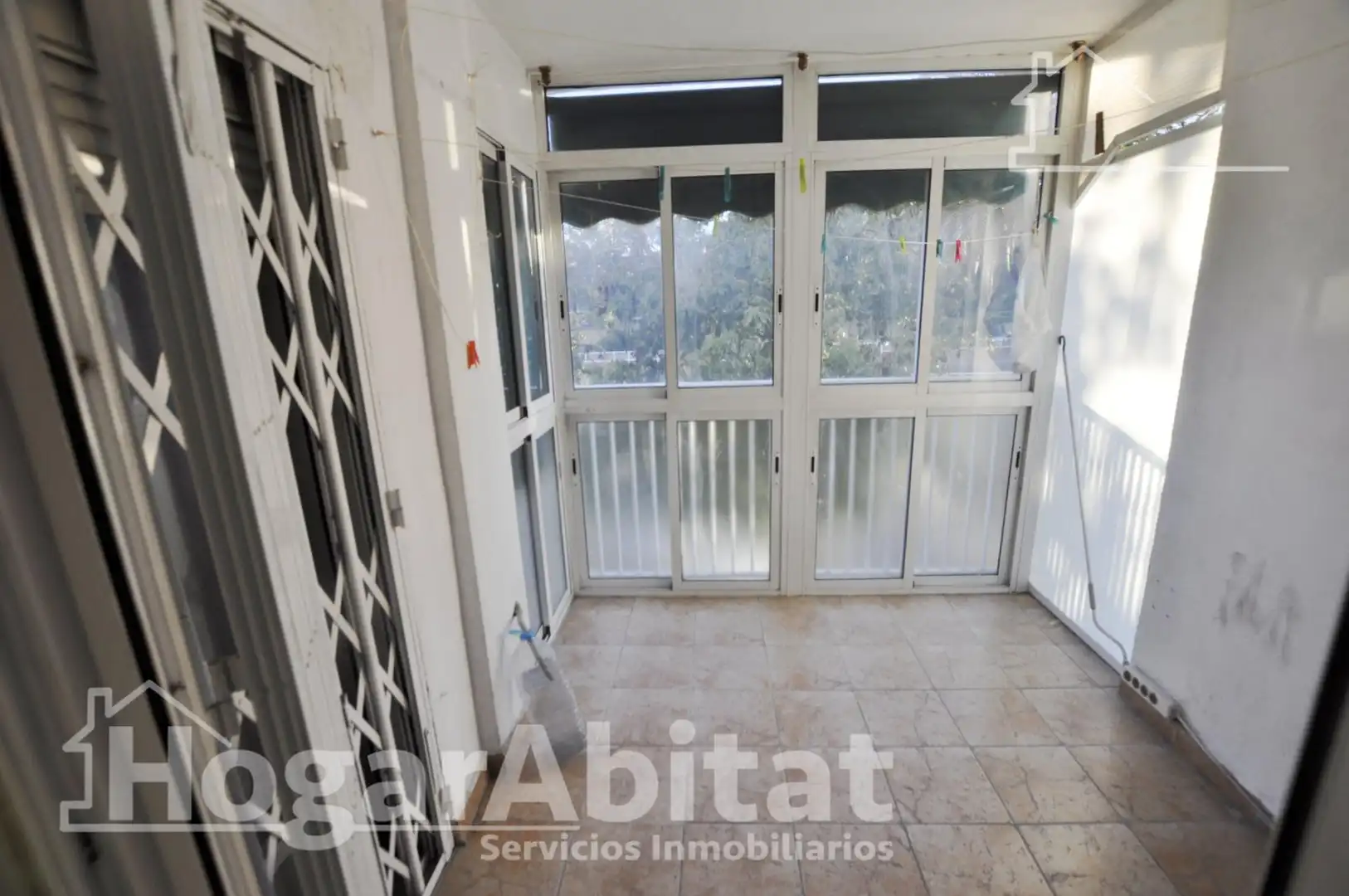 Schlafzimmer von Wohnung zum Verkauf in Valencia mit Klimaanlage, Parkett und Terrasse