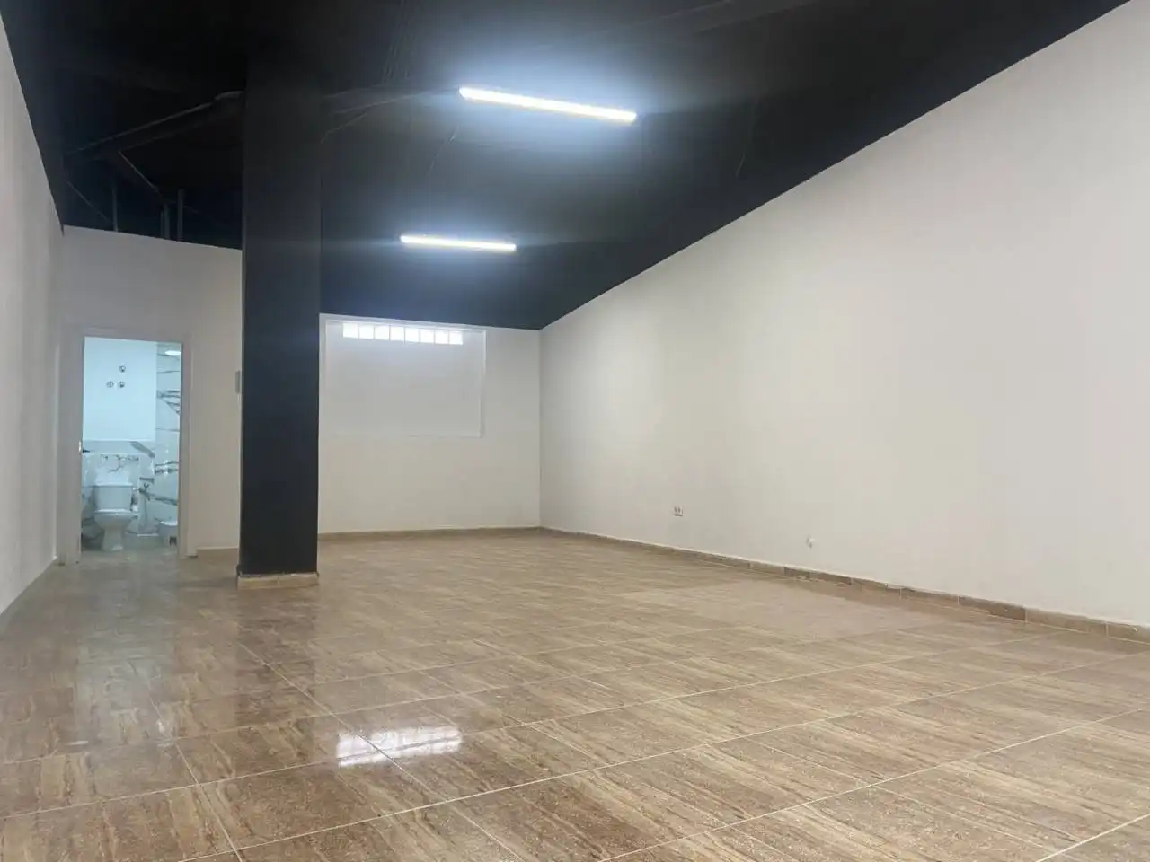 Local comercial de lloguer a Calle Marquesat 14, imagen 5