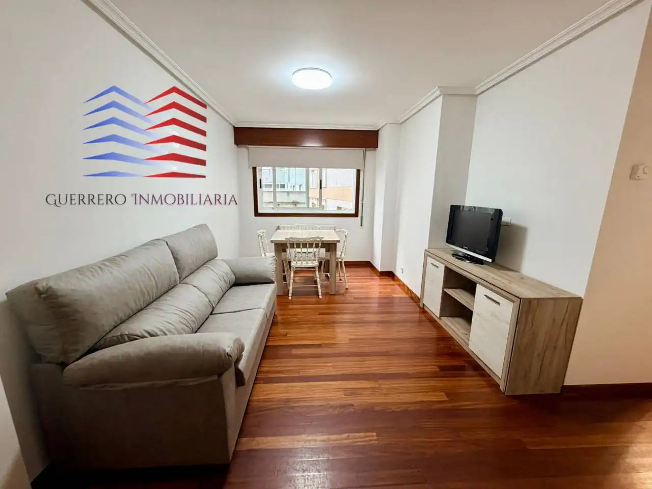 Sala de estar de Apartamento de alquiler en Ourense Capital  con Calefacción, Parquet y Terraza
