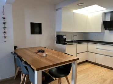 Casa con piscina in vendita a Avenida de Polonia 296