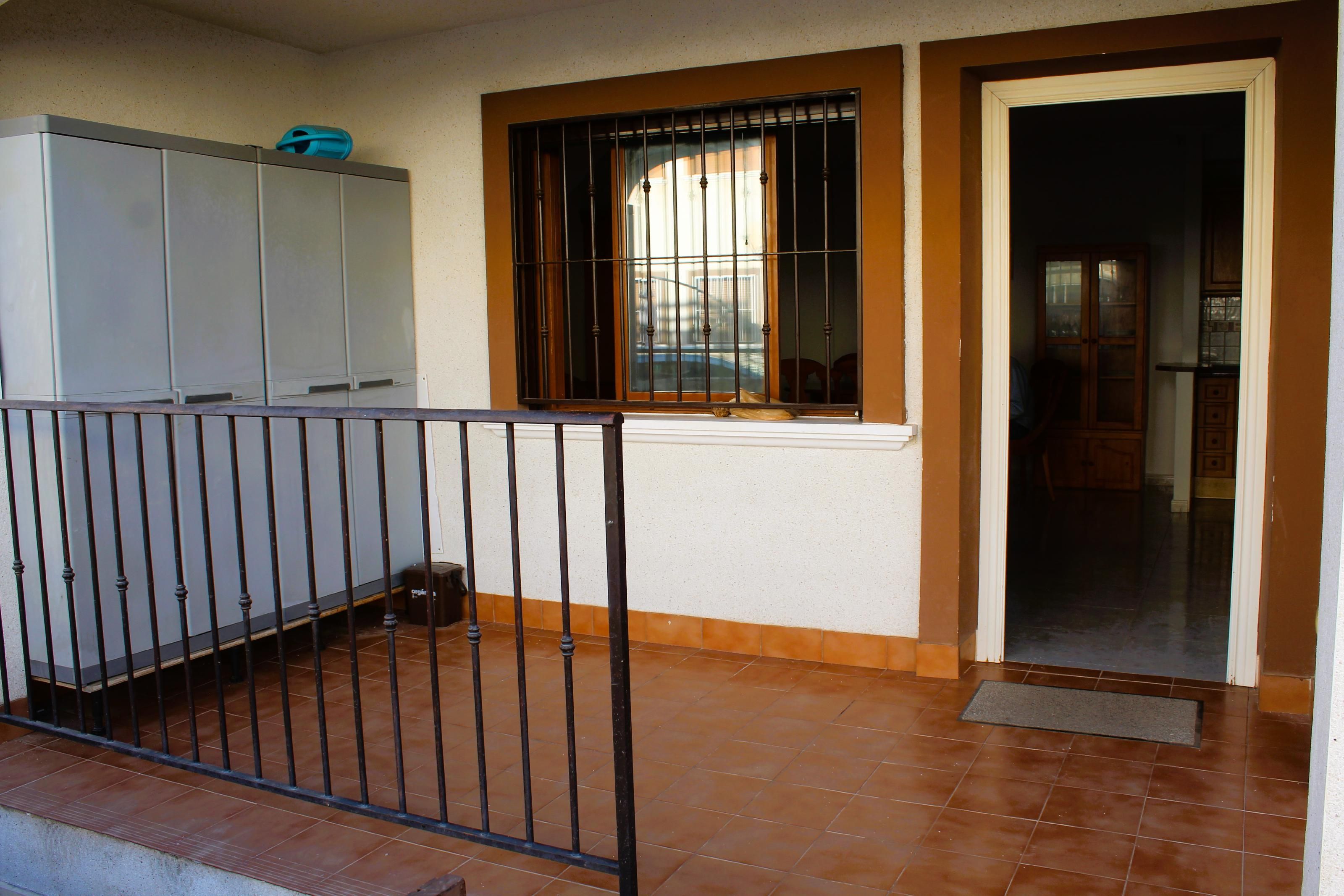 Planta baja for sale in Daya Vieja