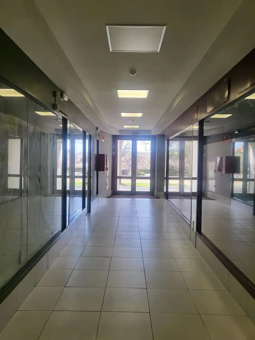 Local comercial en venda a Centro, imagen 9