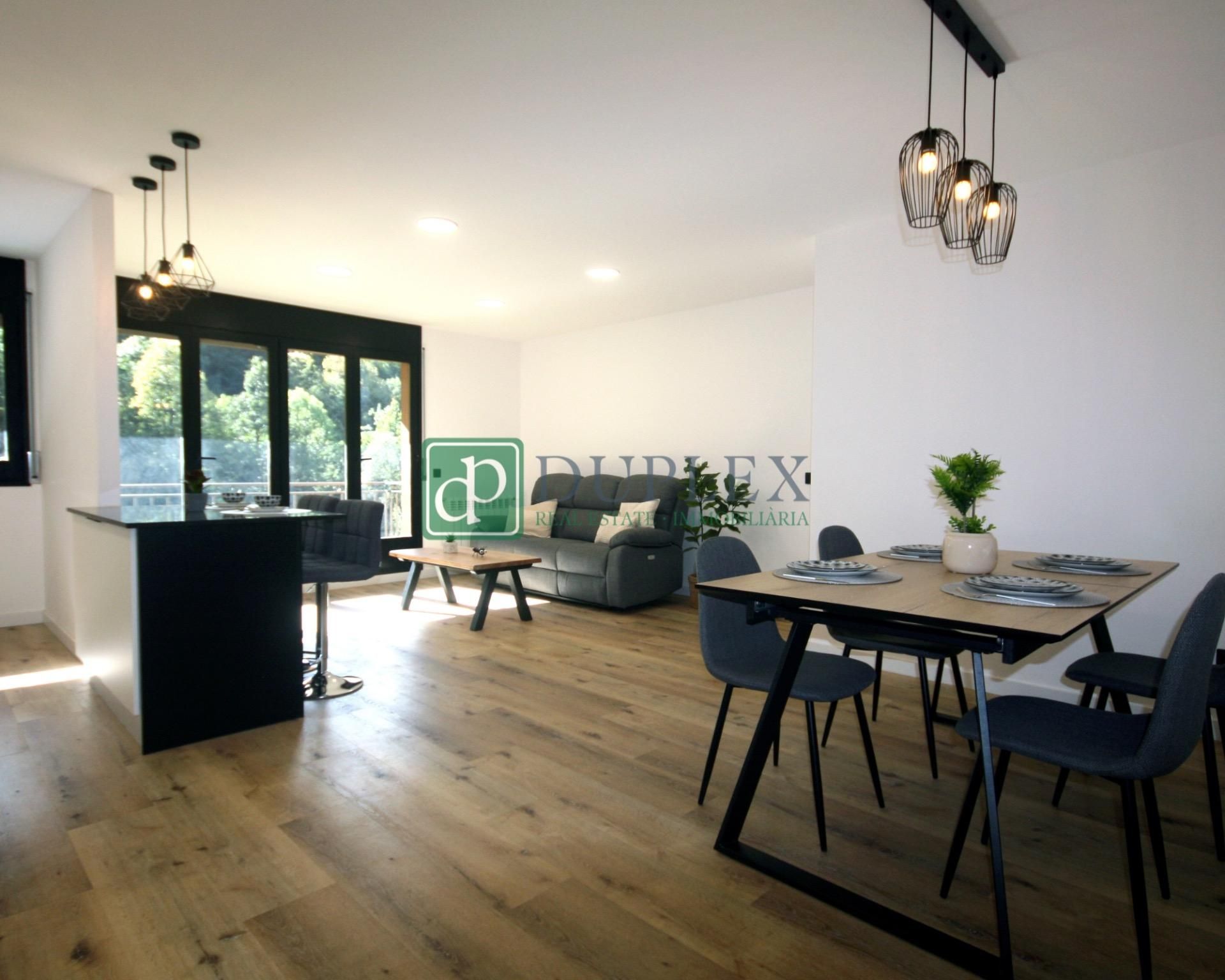 Sala de estar de Apartamento en venta en Escaldes – Engordany con Calefacción, Parquet y Terraza