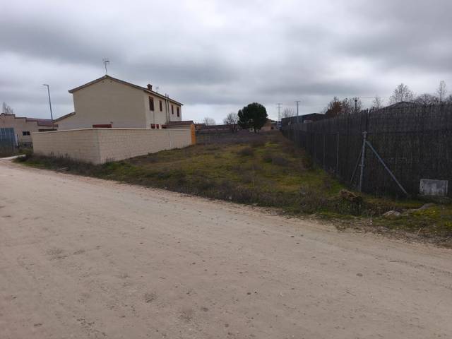 Terreno residencial en Venta en Calle Extrarradio, 125 en Mozoncillo