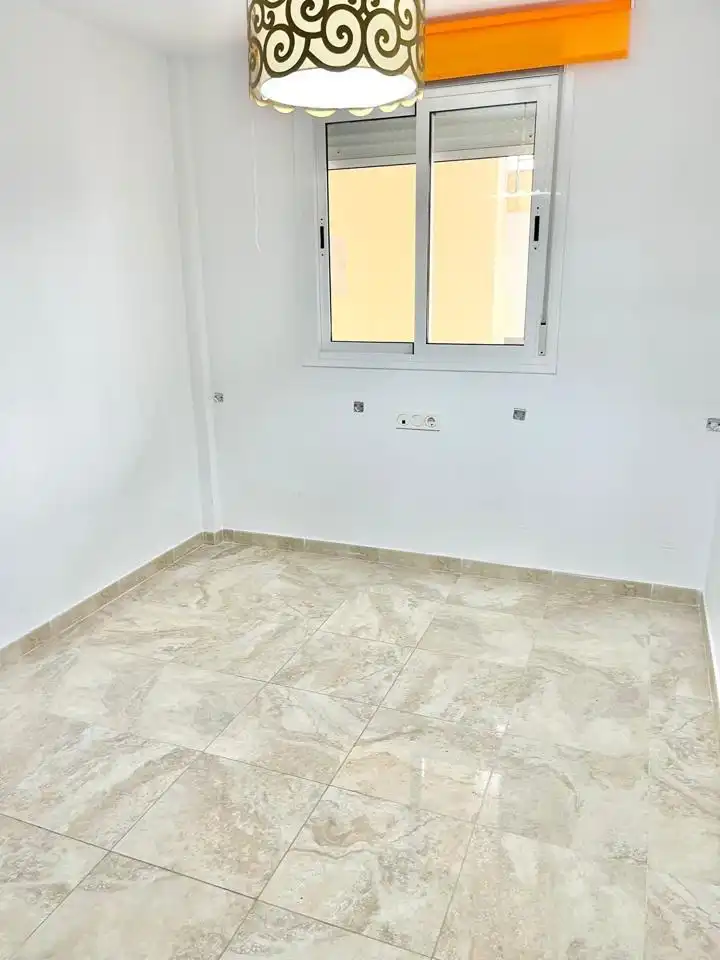 Dormitori de Planta baixa en venda en Melilla amb Aire condicionat