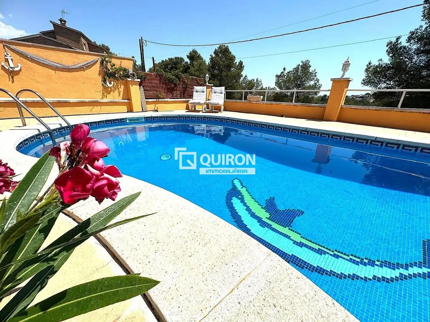 Piscina de Casa o chalet en venta en La Bisbal del Penedès con Aire acondicionado, Calefacción y Terraza