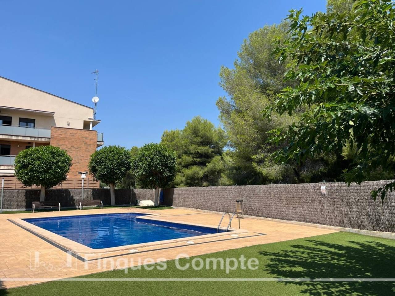 Apartament en venda a Rosalía de Castro