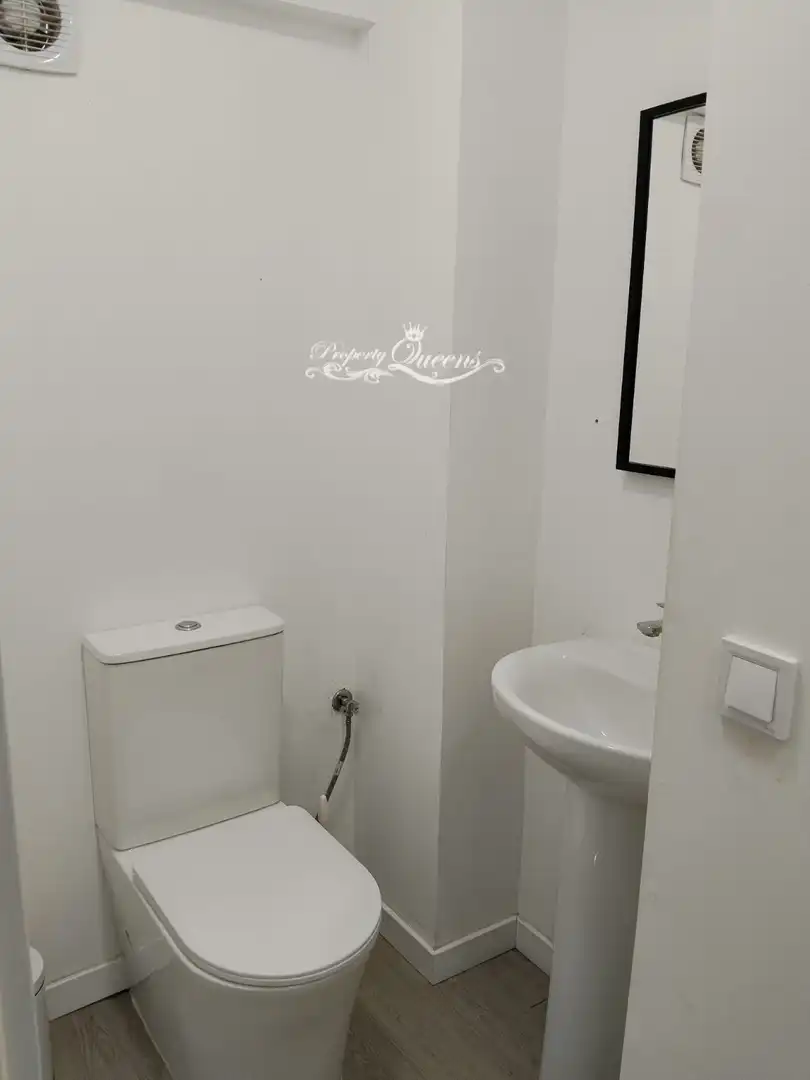 Local comercial en traspaso en Puerto Deportivo, imagen 8