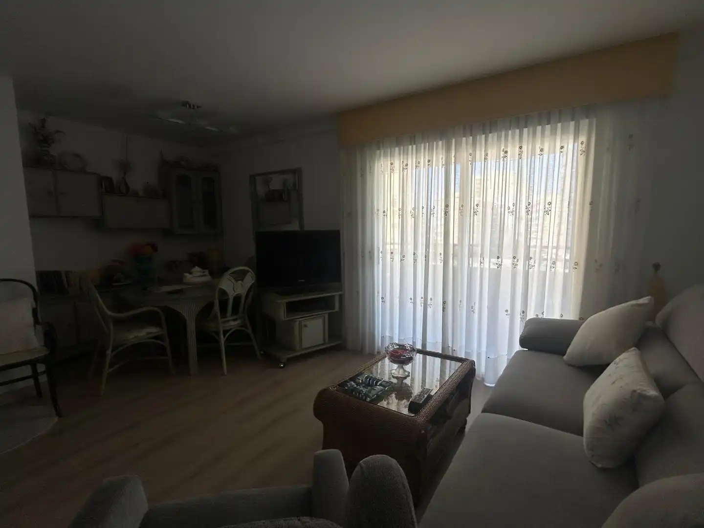Sala de estar de Apartamento en venta en Gandia con Aire acondicionado, Amueblado y Piscina comunitaria