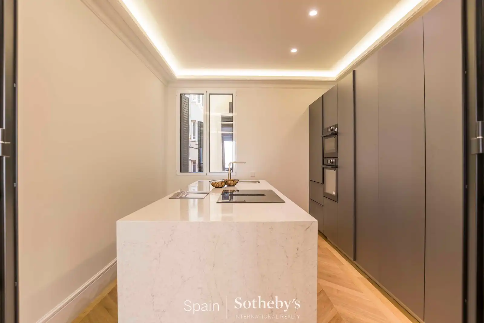 Cocina de Apartamento en venta en Madrid con Aire acondicionado, Calefacción y Trastero