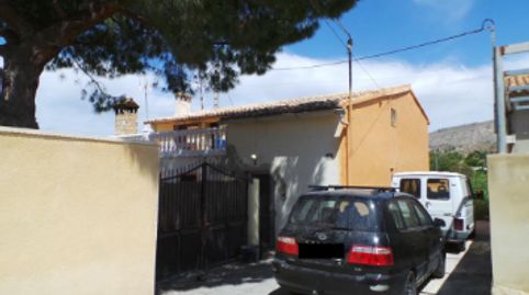 Solvia Inmobiliaria  Chalet independiente VillajoyosaVila Joiosa la