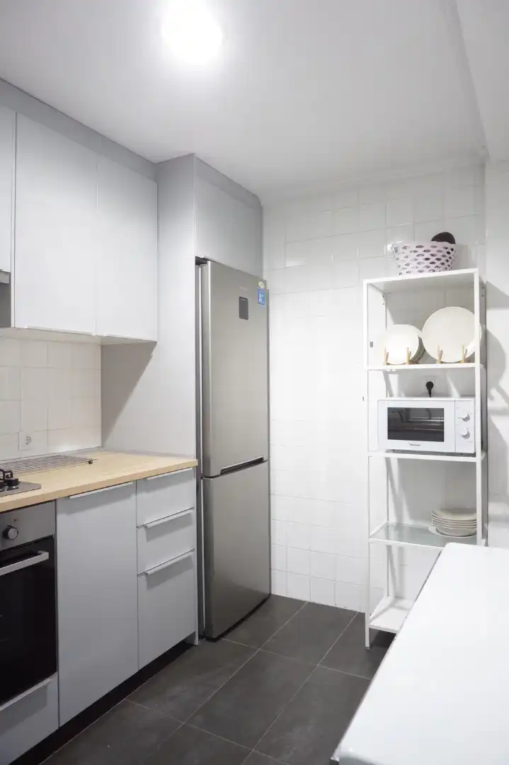Cocina de Piso de alquiler en Valencia con Aire acondicionado, Parquet y Amueblado